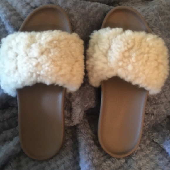 Ugg sherpa slides Clearance